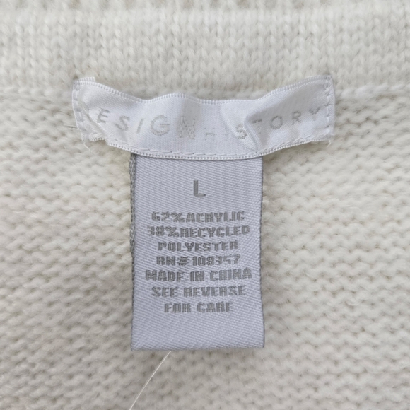 Design History Off The Shoulder Sweater. Cozy casual knit. Ivory. Size Large. Ne - Picture 6 of 7